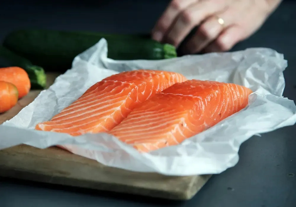 How to Tell If Fresh Atlantic Salmon Is Really Fresh